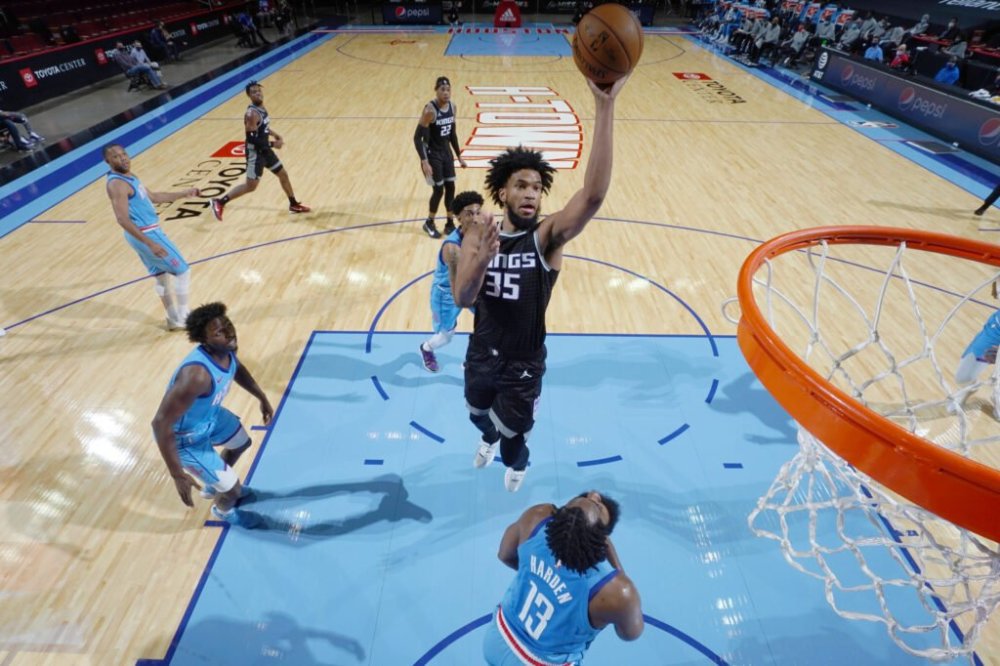  福克斯闪电突破得分榜眼活塞不敌国王